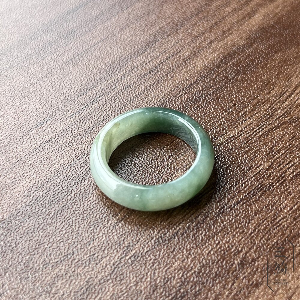 天然緬甸A貨翡翠。冰種 秋香 綠飄花 戒圈 戒指 16圍-圖片-2