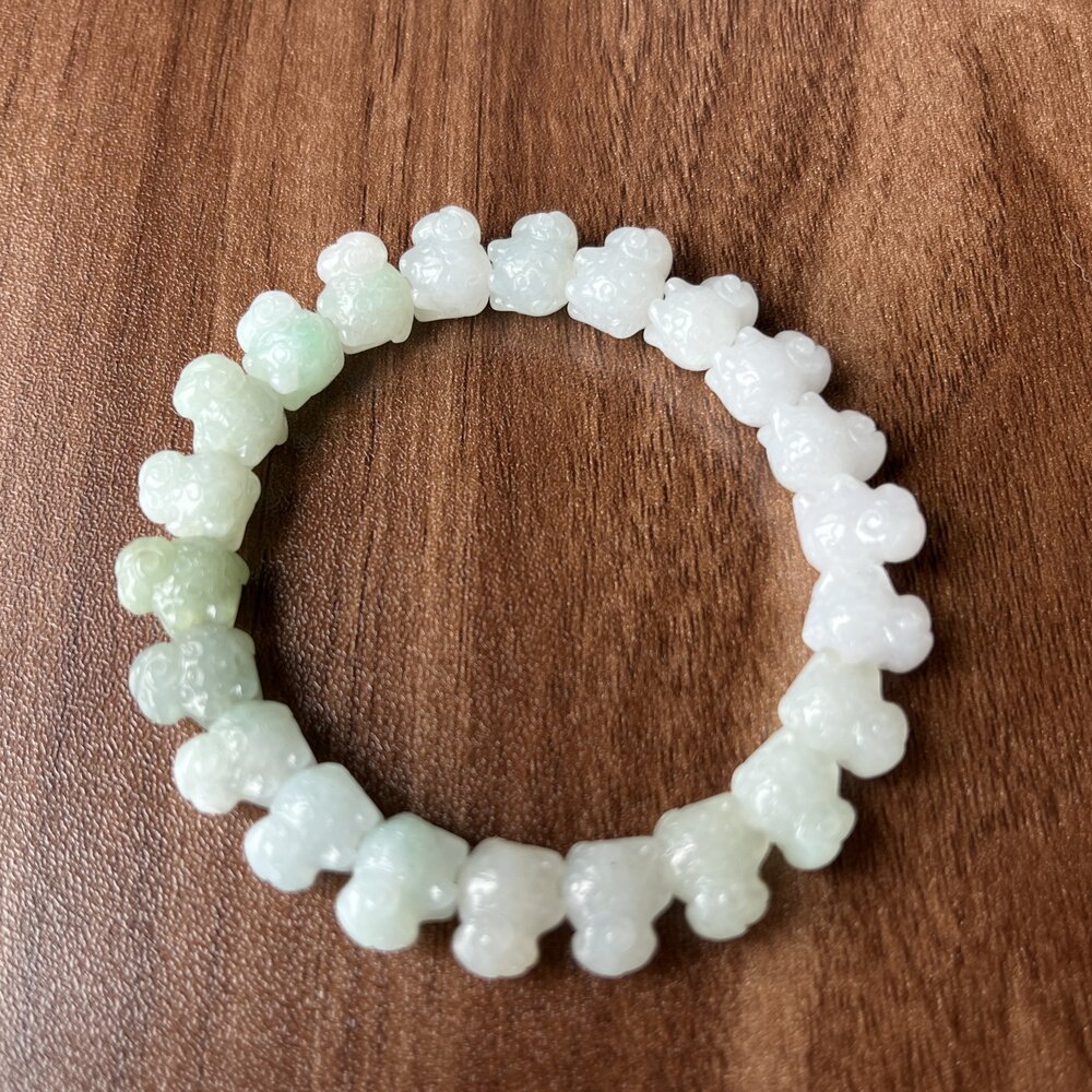 G25512-天然緬甸A貨翡翠。稀品  冰種 漸層色 手工雕刻 綿羊 手串 10mm