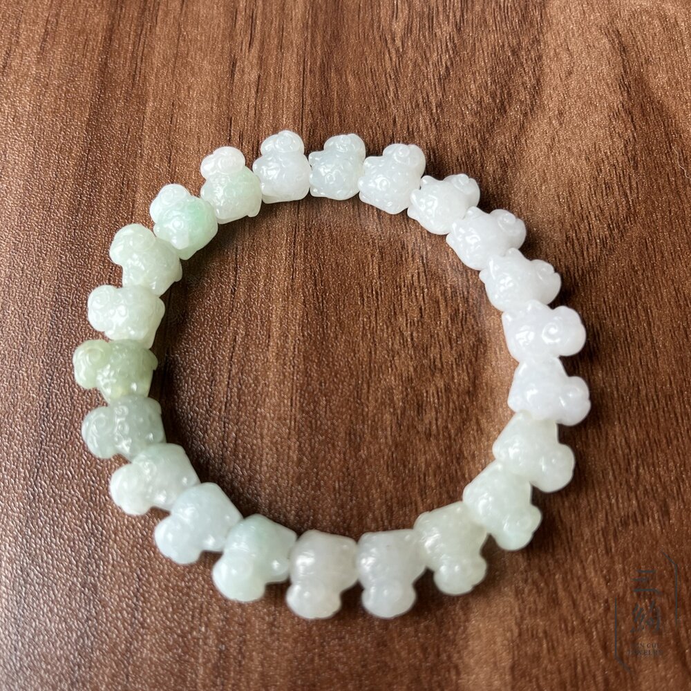 天然緬甸A貨翡翠。稀品  冰種 漸層色 手工雕刻 綿羊 手串 10mm 封面照片