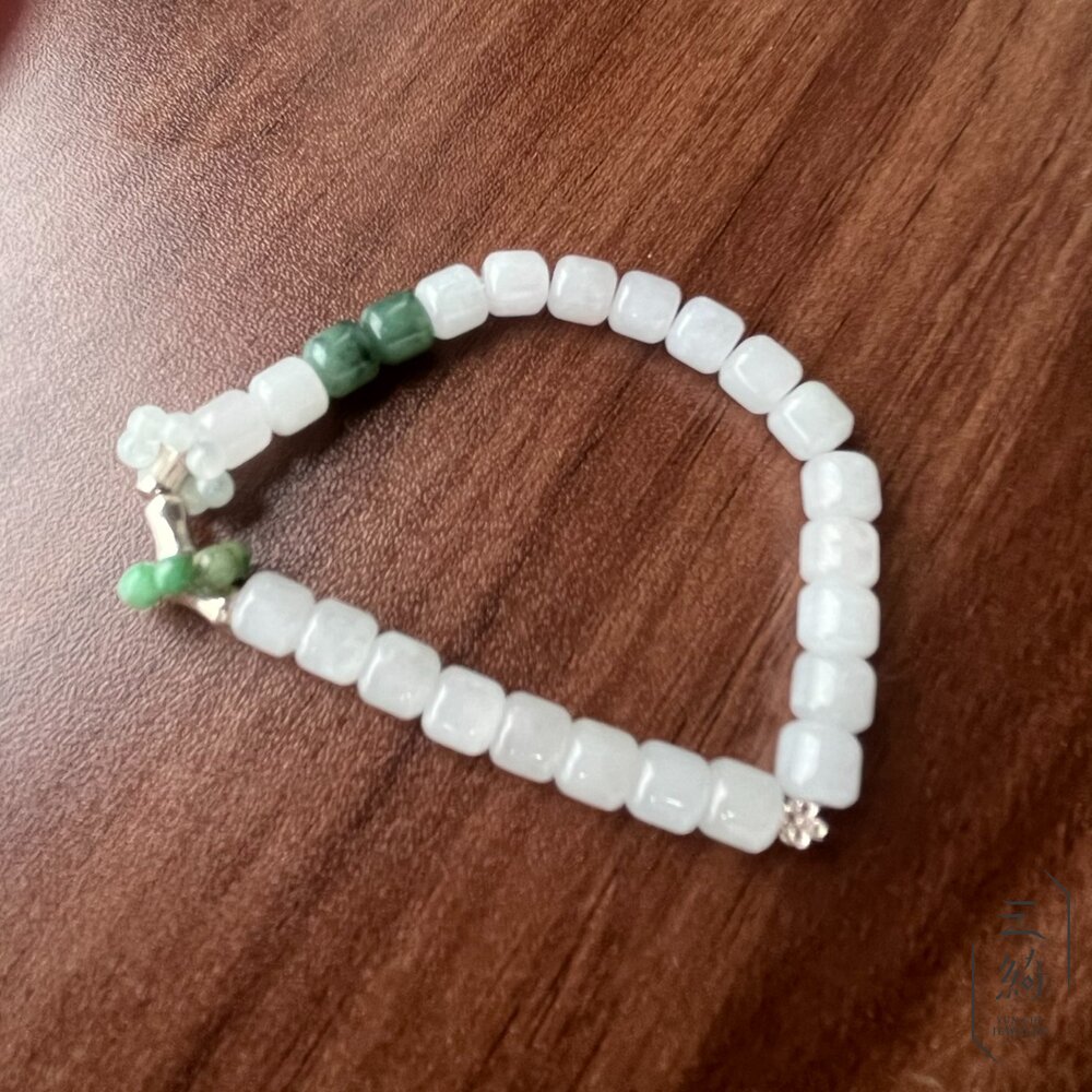 天然緬甸A貨翡翠。獨家手作系列  冰膠桶珠 珠珠跑環 竹節 純銀 手串 6mm+ 封面照片