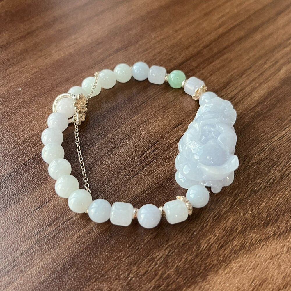 G28607-翡翠。獨家設計系列。紫羅蘭 心花開 銀飾跑環 立體手排 手串 5mm