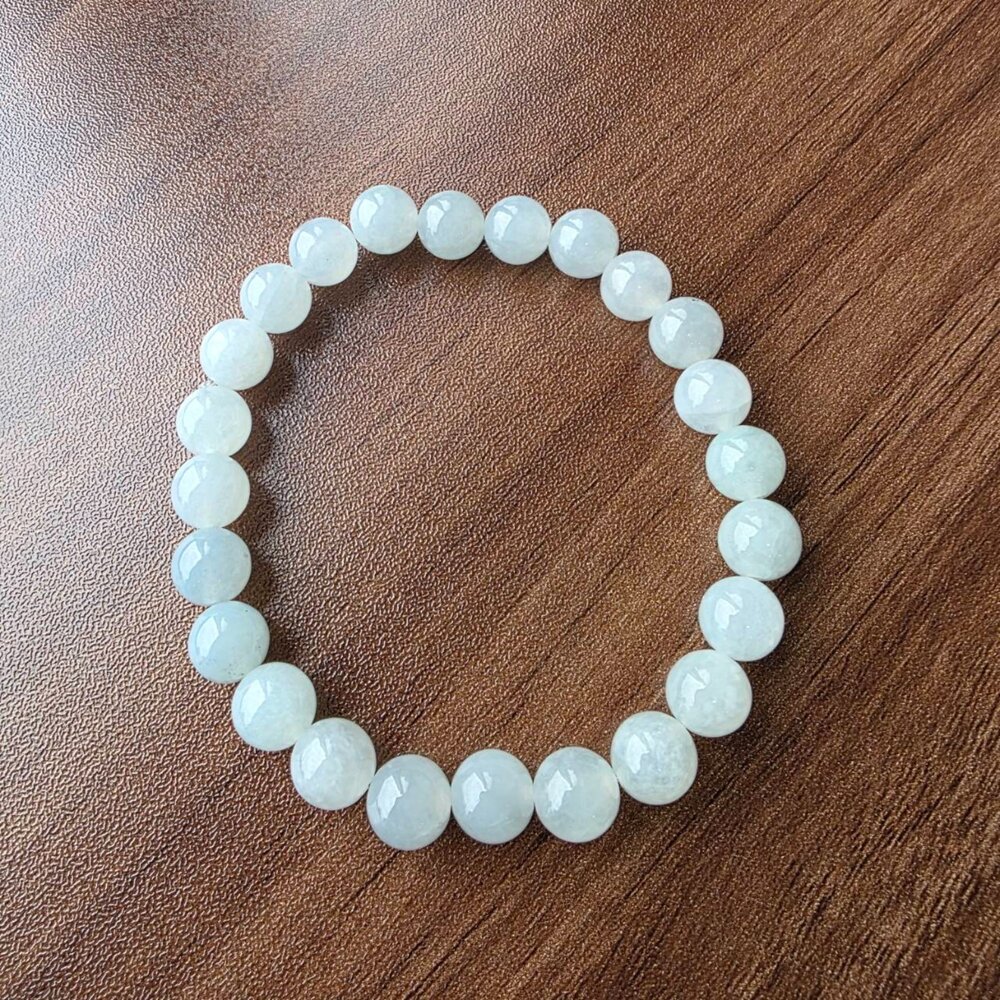 G28817-天然緬甸A貨翡翠。冰種 淡藍 氣質款 手串 7mm