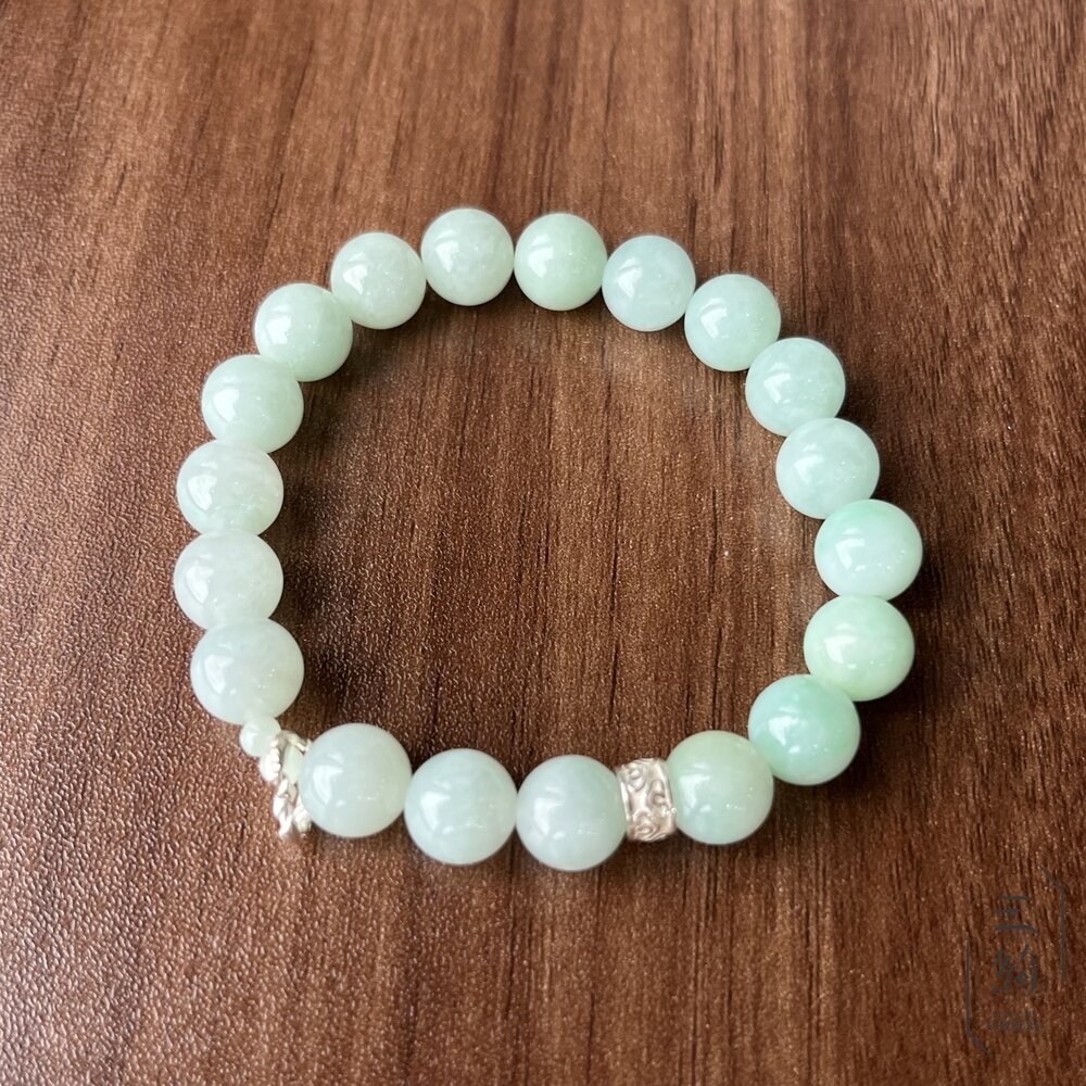 天然緬甸A貨翡翠。獨家手作系列 冰種 漸層果綠 愛心 銀飾手作 手串 9mm+ 封面照片