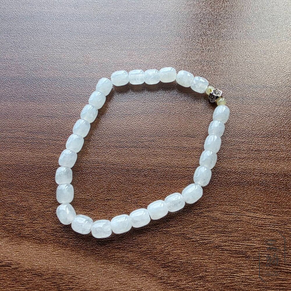 翡翠。獨家手作系列 冰白月光 白雪棉 米珠 手串 5mm 封面照片