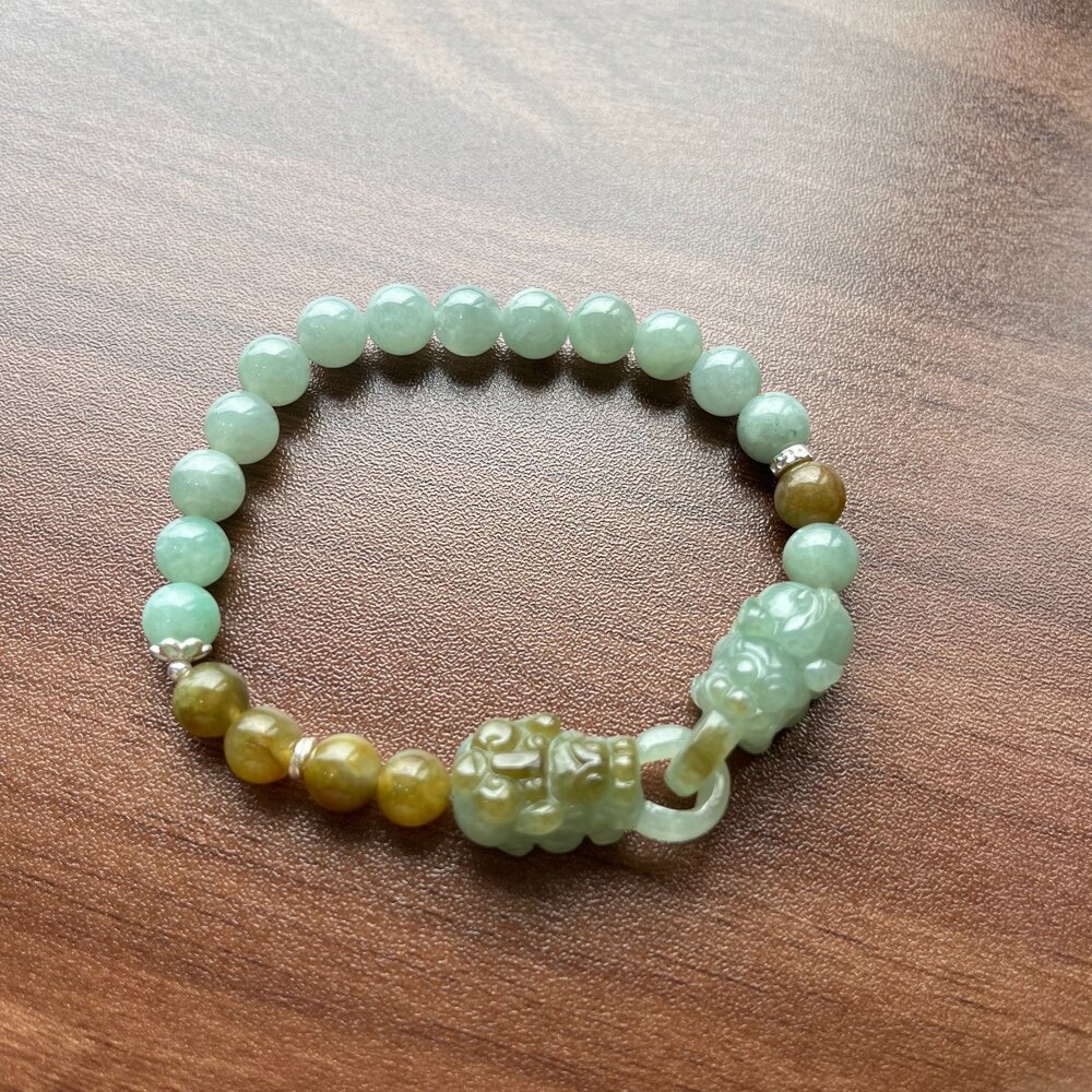 G58901-翡翠。獨家手作系列 冰種 秋香 漸變色 雙貔貅 環環相扣 富貴 銀飾設計款 手串