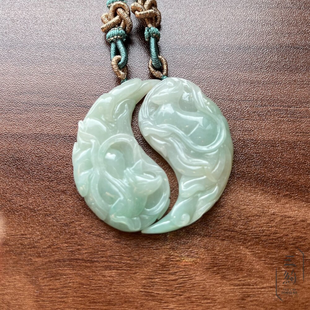 翡翠。冰果綠 九尾狐 圓滿 鐲心 雙勾月 成對 項鍊 封面照片