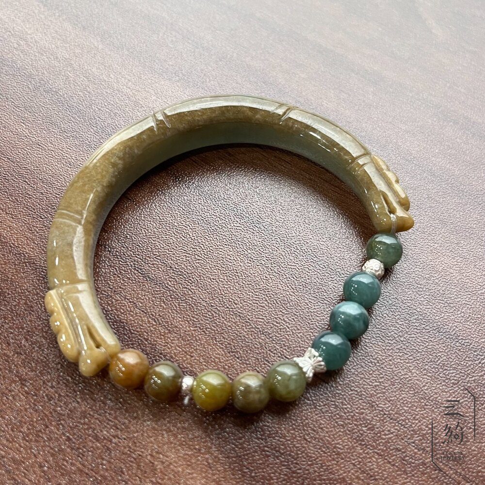  翡翠。獨家手作系列 秋香黃伴藍綠 半鐲 銀飾設計手串