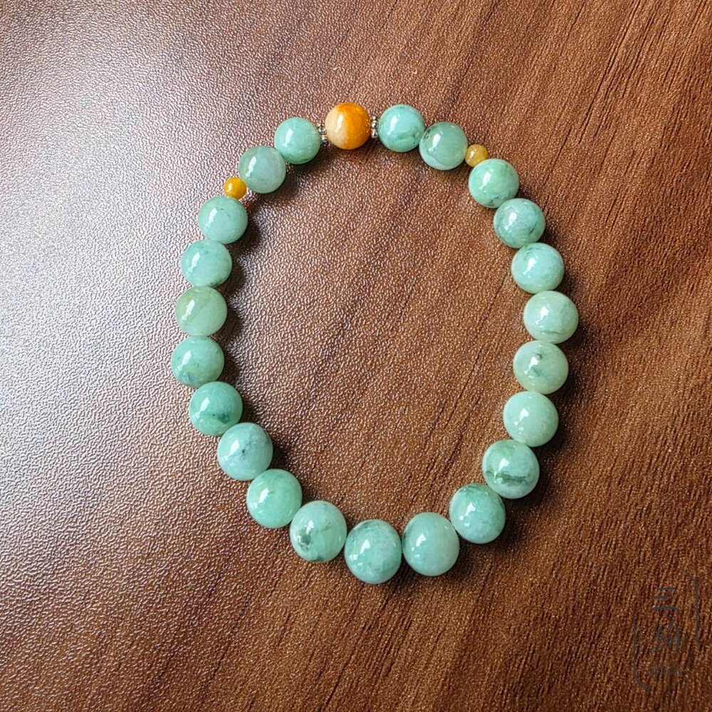 翡翠。獨家手作系列 智慧 豐收 黃與陽綠飄花 設計 手串 7mm 封面照片