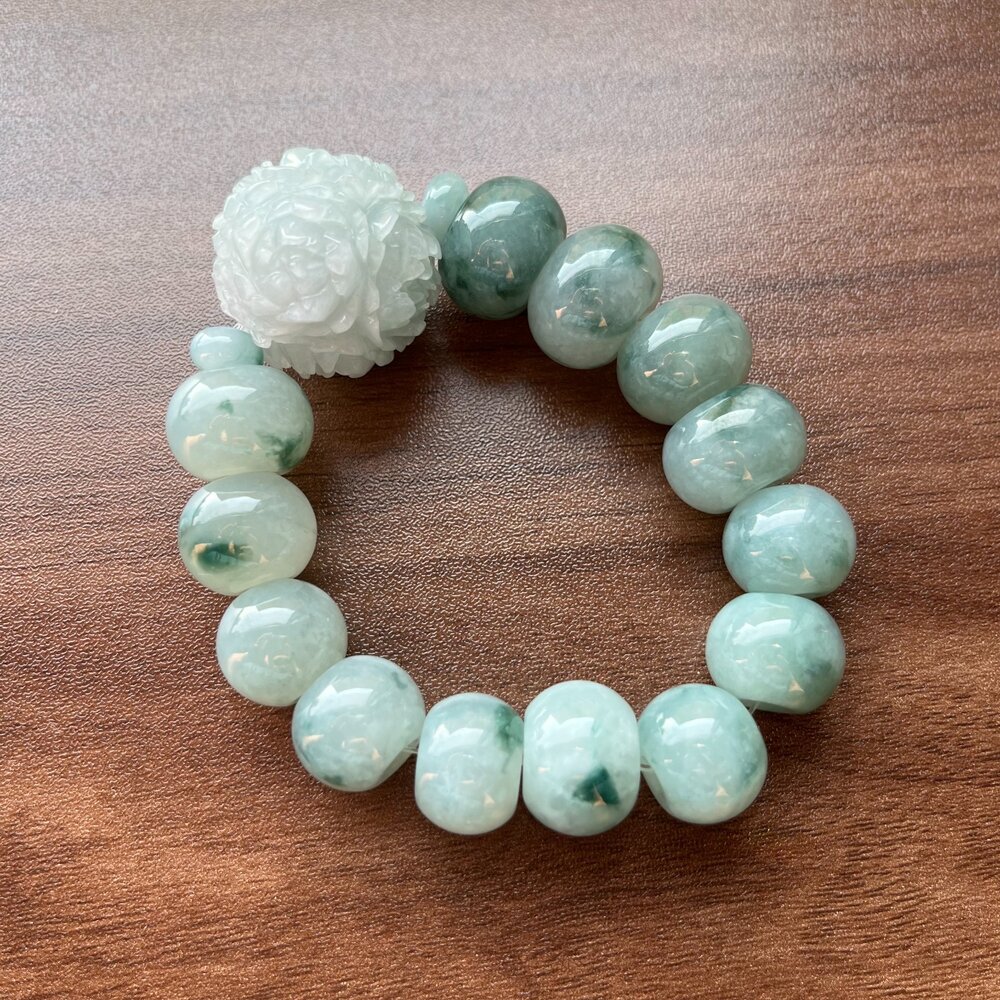 G99823-翡翠。獨家手作系列 繁花 繡球 冰飄花 富貴 手工 設計 老型珠 手串 10mm