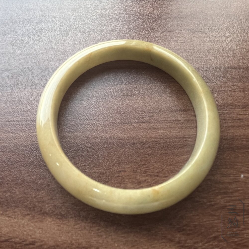天然緬甸A貨翡翠。黃加綠雙彩 桂花點點 手鐲 / 59.0 /18.7圍 封面照片
