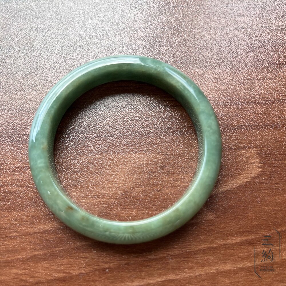 天然緬甸A貨翡翠。滿綠 老種 手鐲 54.3 / 17.2圍 封面照片