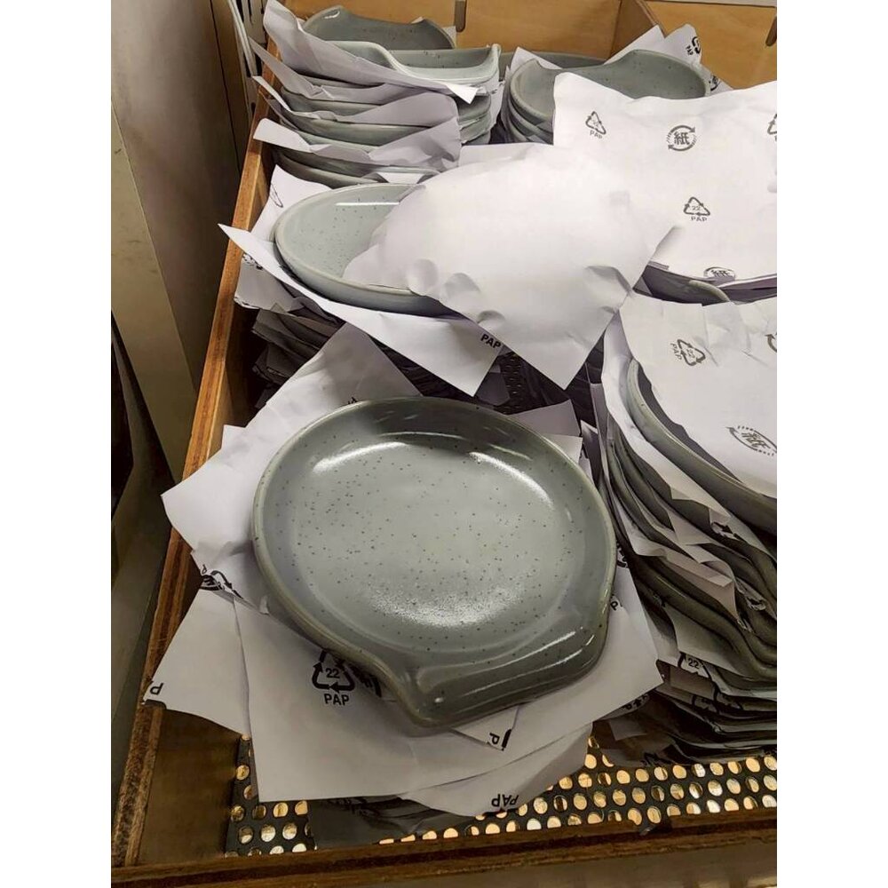00609677-IKEA RÖDSYRA 玻璃湯匙架 廚房湯杓架 鍋鏟擺放盤 淺藍灰色 北歐風