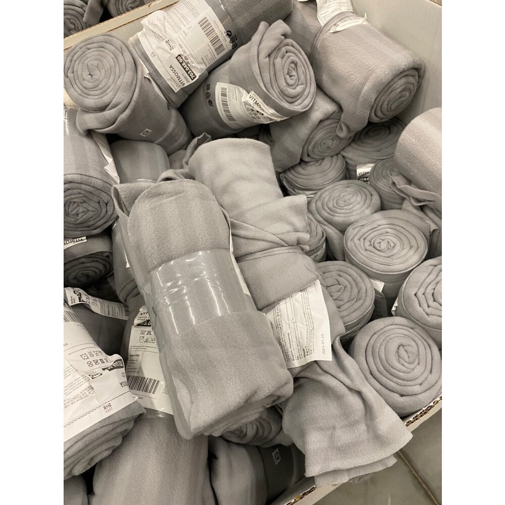 7257243299-IKEA VITMOSSA/THORGUN 萬用毯 冷氣毯子